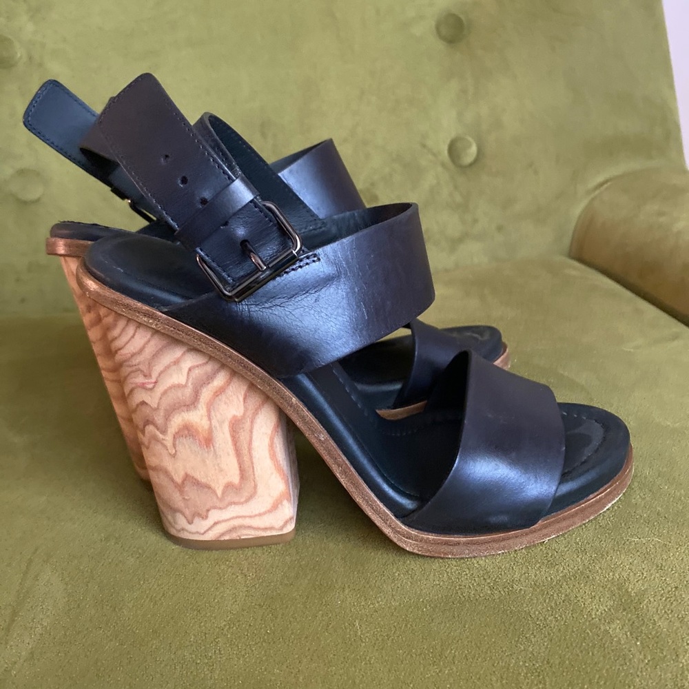 Vince Haley sandal
